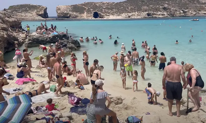 Example of overcrowdedness at the Blue Lagoon.