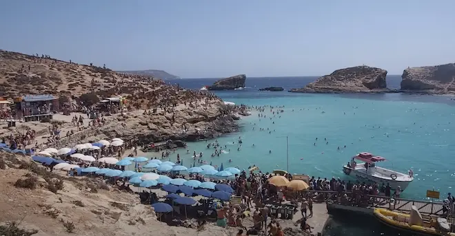 Example of overcrowdedness at the Blue Lagoon.