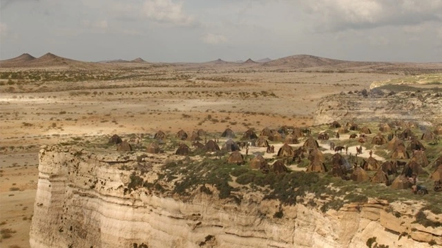 Pic of the cliffs.