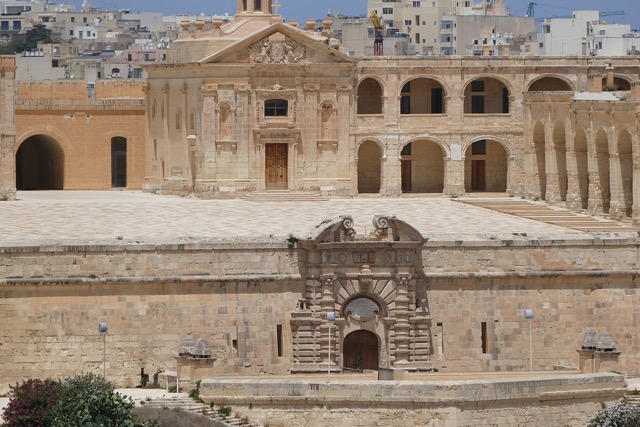 A zoomed in shot of Fort Manoel.