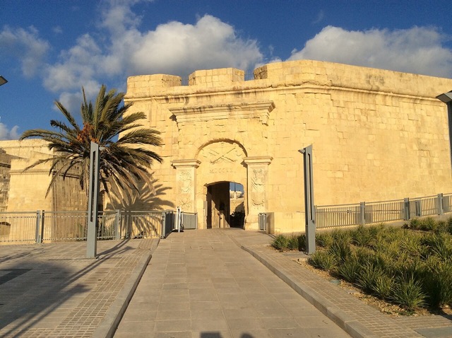 A shot of the Couvre Porte, the last gate of Birgu when leaving.